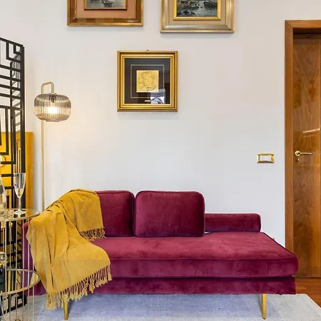 Apartment Atticus Luxury Studio In The Heart Of Ancient